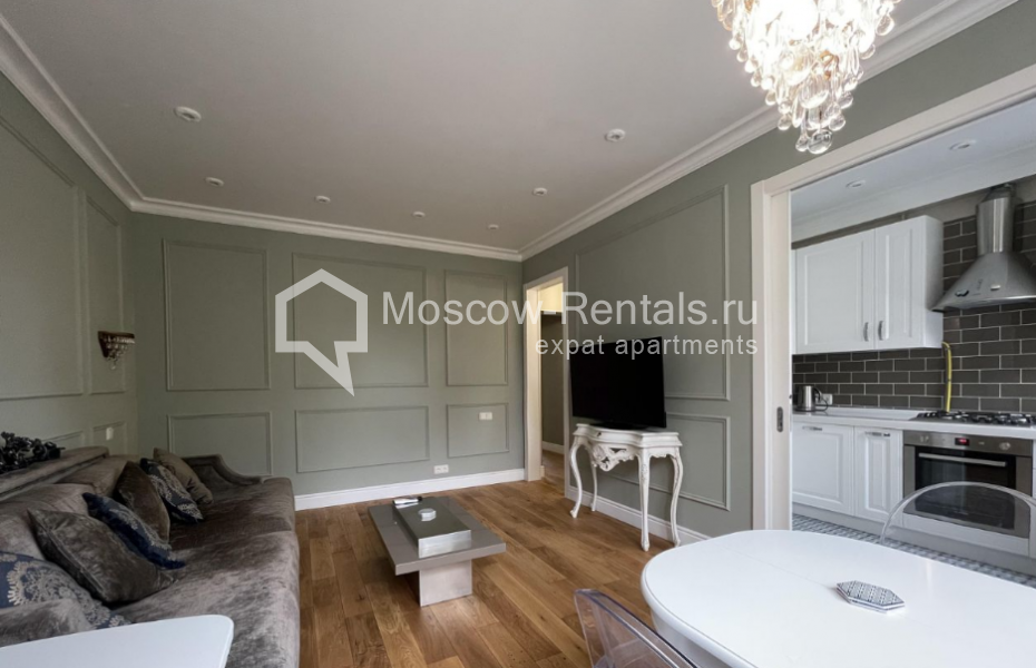 Photo #2 3-room (2 BR) apartment for <a href="http://moscow-rentals.ru/en/articles/long-term-rent" target="_blank">a long-term</a> rent
 in Russia, Moscow, Spridonovka str, 24/1