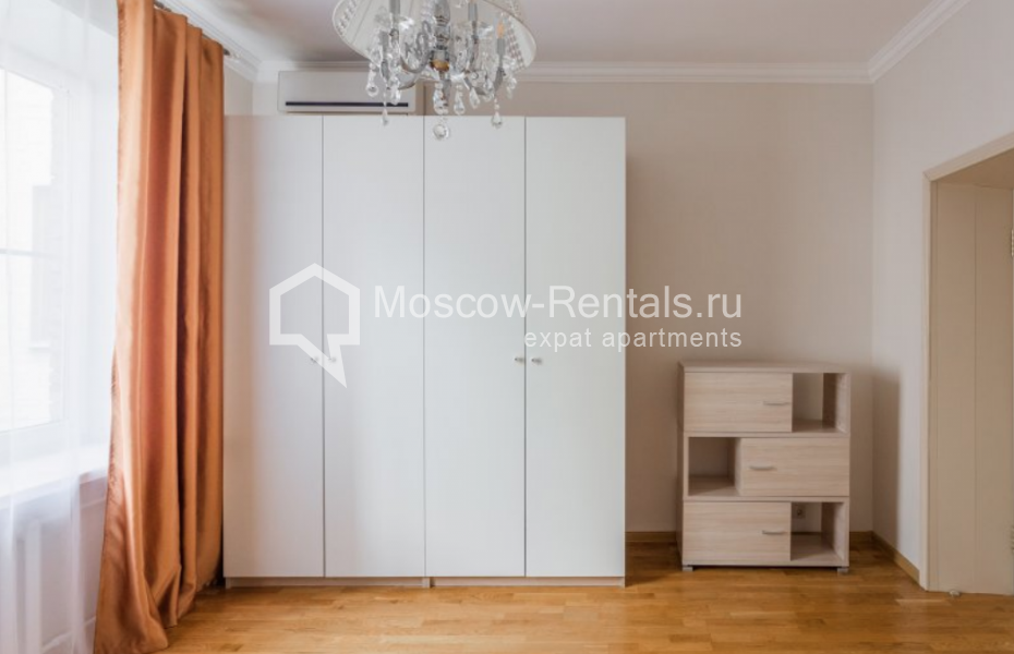Photo #9 3-room (2 BR) apartment for <a href="http://moscow-rentals.ru/en/articles/long-term-rent" target="_blank">a long-term</a> rent
 in Russia, Moscow, Ermolaevskyi lane, 21