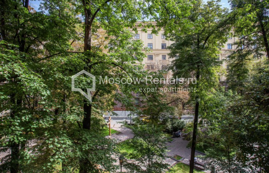 Photo #13 3-room (2 BR) apartment for <a href="http://moscow-rentals.ru/en/articles/long-term-rent" target="_blank">a long-term</a> rent
 in Russia, Moscow, Ermolaevskyi lane, 21