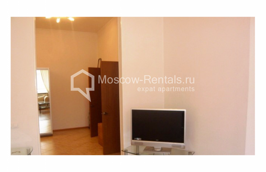 Photo #4 3-room (2 BR) apartment for <a href="http://moscow-rentals.ru/en/articles/long-term-rent" target="_blank">a long-term</a> rent
 in Russia, Moscow, Malaya Kaluzhskaya str, 8