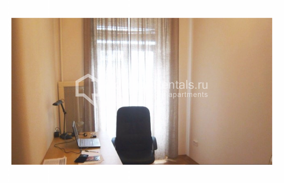 Photo #10 3-room (2 BR) apartment for <a href="http://moscow-rentals.ru/en/articles/long-term-rent" target="_blank">a long-term</a> rent
 in Russia, Moscow, Malaya Kaluzhskaya str, 8