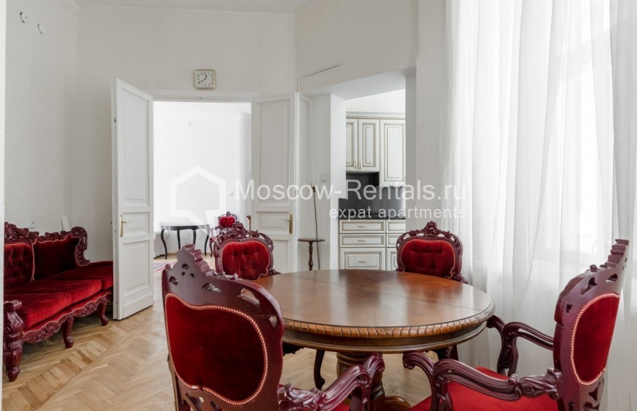 Photo #6 4-room (3 BR) apartment for <a href="http://moscow-rentals.ru/en/articles/long-term-rent" target="_blank">a long-term</a> rent
 in Russia, Moscow, M. Dmitrovka str, 29С1