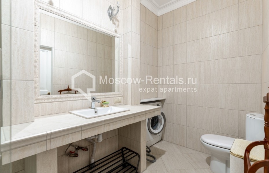 Photo #15 4-room (3 BR) apartment for <a href="http://moscow-rentals.ru/en/articles/long-term-rent" target="_blank">a long-term</a> rent
 in Russia, Moscow, M. Dmitrovka str, 29С1