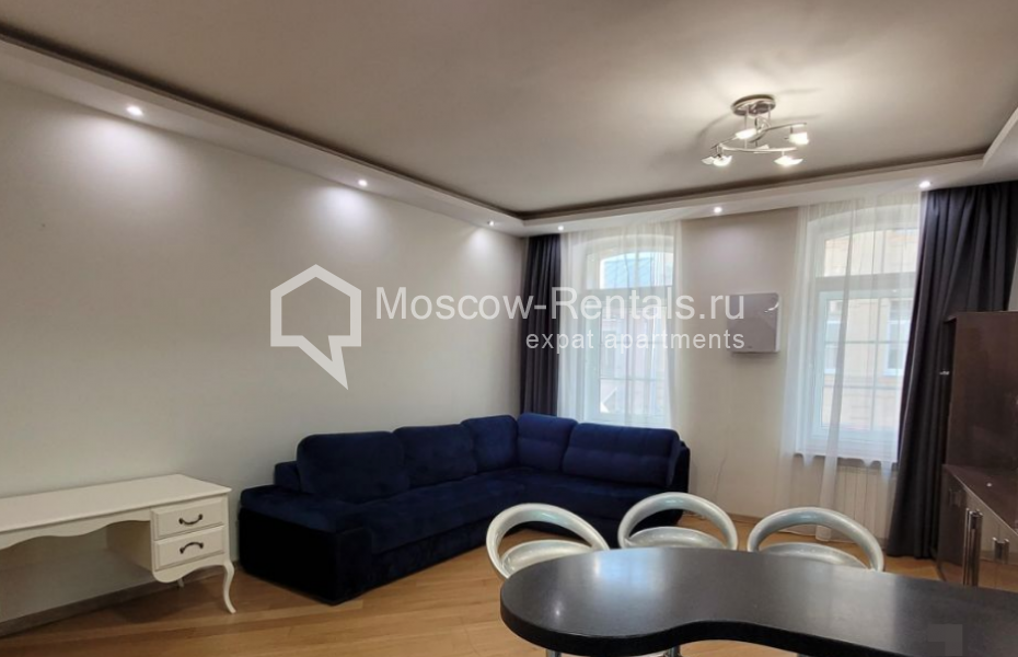 Photo #2 2-room (1 BR) apartment for <a href="http://moscow-rentals.ru/en/articles/long-term-rent" target="_blank">a long-term</a> rent
 in Russia, Moscow, Sretenka str, 9