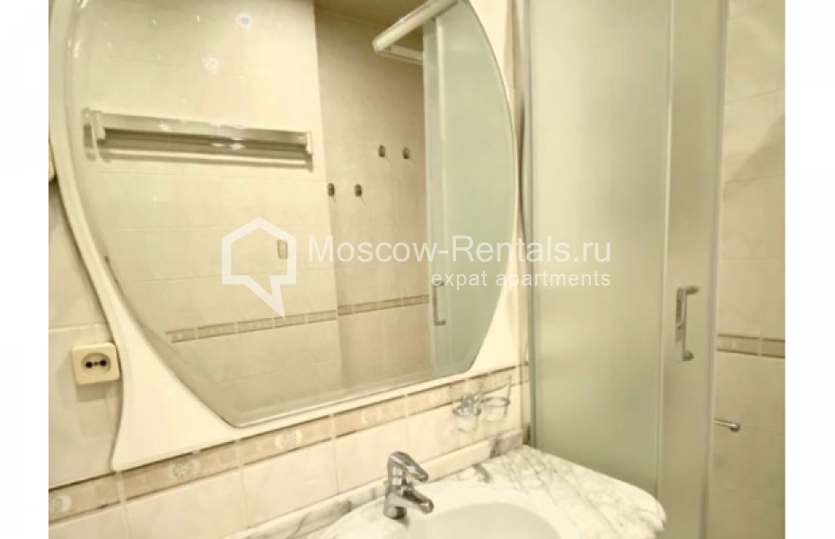 Photo #15 2-room (1 BR) apartment for <a href="http://moscow-rentals.ru/en/articles/long-term-rent" target="_blank">a long-term</a> rent
 in Russia, Moscow, Smolenskyi blv, 1/2