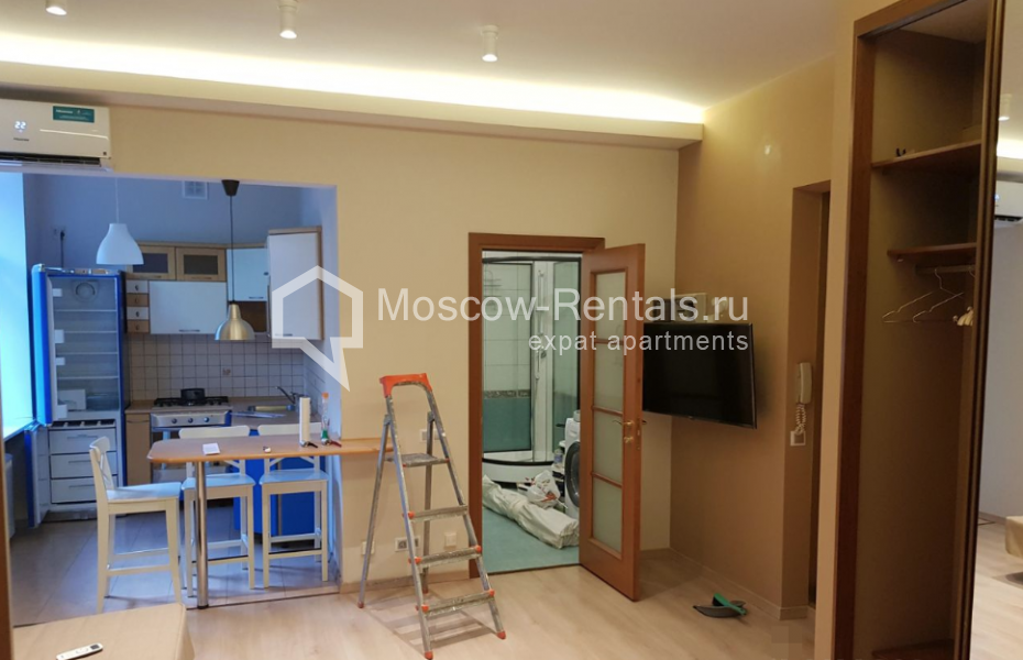 Photo #2 2-room (1 BR) apartment for <a href="http://moscow-rentals.ru/en/articles/long-term-rent" target="_blank">a long-term</a> rent
 in Russia, Moscow, Samotechnaya str, 17А