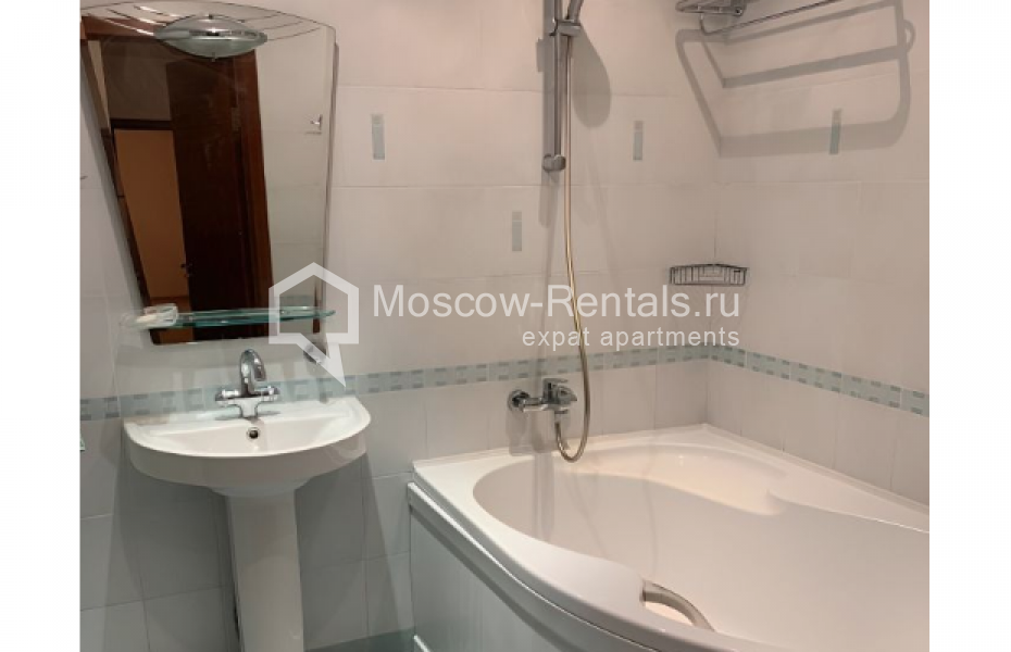 Photo #11 2-room (1 BR) apartment for <a href="http://moscow-rentals.ru/en/articles/long-term-rent" target="_blank">a long-term</a> rent
 in Russia, Moscow, Osennyaya str, 14