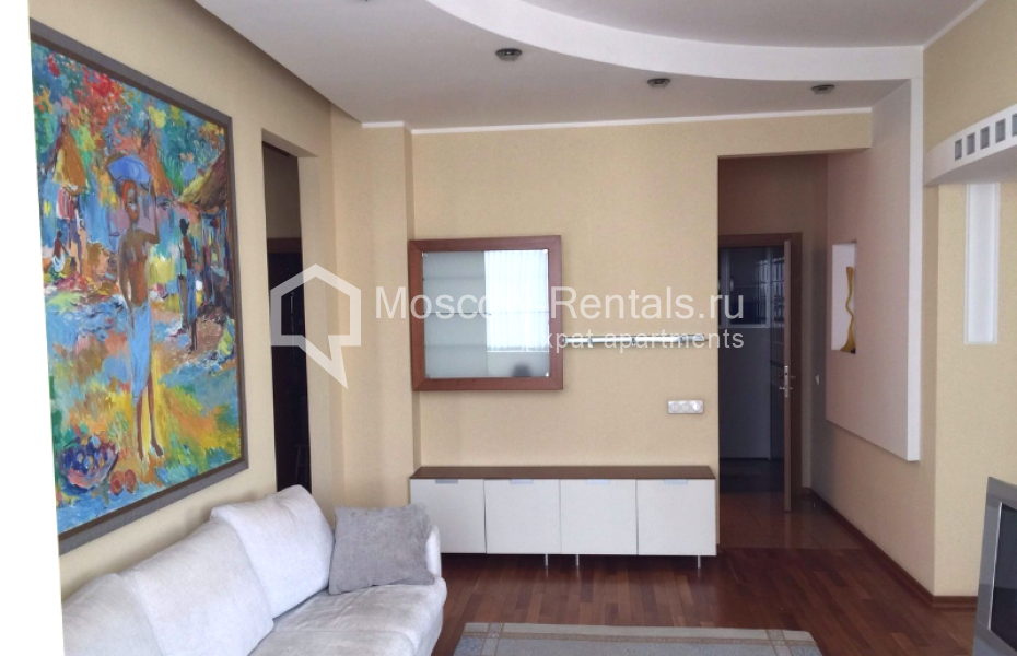 Photo #2 3-room (2 BR) apartment for <a href="http://moscow-rentals.ru/en/articles/long-term-rent" target="_blank">a long-term</a> rent
 in Russia, Moscow, Profsoyuznaya str, 45 bld 1