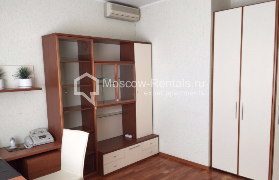 Photo #7 3-room (2 BR) apartment for <a href="http://moscow-rentals.ru/en/articles/long-term-rent" target="_blank">a long-term</a> rent
 in Russia, Moscow, Profsoyuznaya str, 45 bld 1