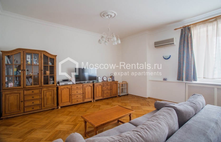 Photo #4 3-room (2 BR) apartment for <a href="http://moscow-rentals.ru/en/articles/long-term-rent" target="_blank">a long-term</a> rent
 in Russia, Moscow, Krylatskye Kholmy str, 47