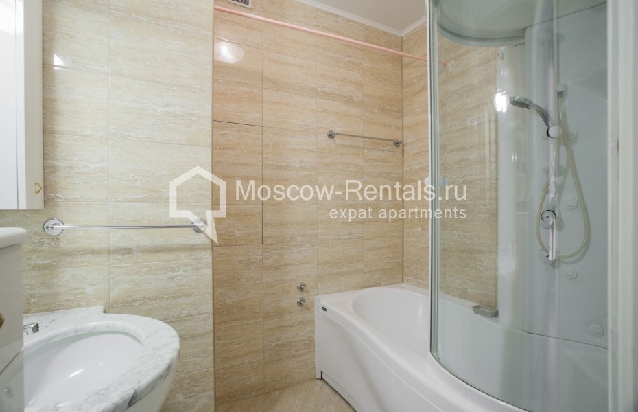 Photo #10 3-room (2 BR) apartment for <a href="http://moscow-rentals.ru/en/articles/long-term-rent" target="_blank">a long-term</a> rent
 in Russia, Moscow, Krylatskye Kholmy str, 47