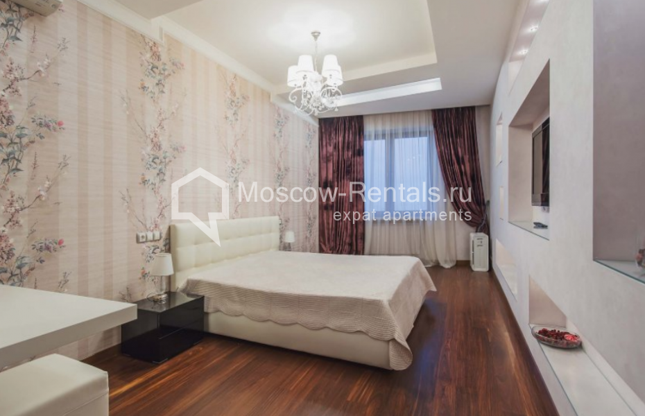 Photo #6 3-room (2 BR) apartment for <a href="http://moscow-rentals.ru/en/articles/long-term-rent" target="_blank">a long-term</a> rent
 in Russia, Moscow, Krylatskye Kholmy, 33к1