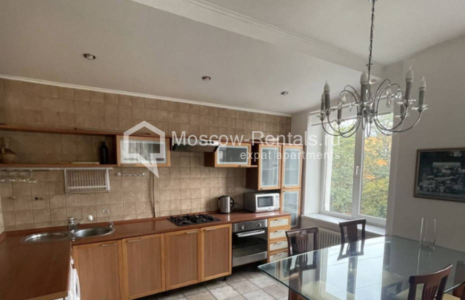 Photo #8 2-room (1 BR) apartment for <a href="http://moscow-rentals.ru/en/articles/long-term-rent" target="_blank">a long-term</a> rent
 in Russia, Moscow, B. Kozikhinsky lane, 19/6