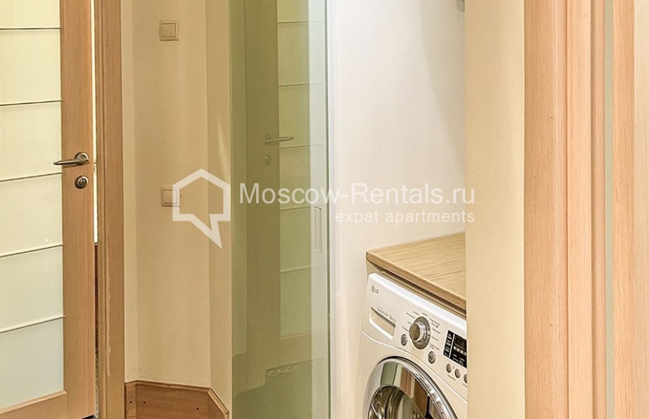 Photo #11 3-room (2 BR) apartment for <a href="http://moscow-rentals.ru/en/articles/long-term-rent" target="_blank">a long-term</a> rent
 in Russia, Moscow, Rozhdestvenskyi blv, 11
