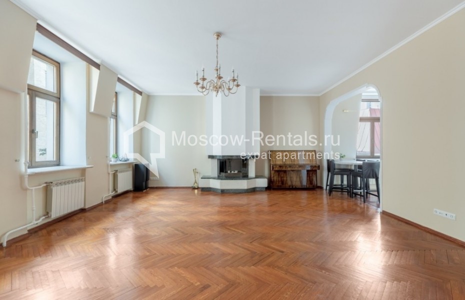 Photo #1 5-room (4 BR) apartment for <a href="http://moscow-rentals.ru/en/articles/long-term-rent" target="_blank">a long-term</a> rent
 in Russia, Moscow, B. Afanasievskyi lane, 41