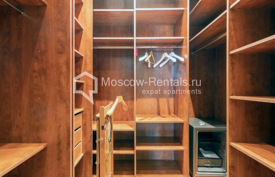 Photo #14 5-room (4 BR) apartment for <a href="http://moscow-rentals.ru/en/articles/long-term-rent" target="_blank">a long-term</a> rent
 in Russia, Moscow, B. Afanasievskyi lane, 41