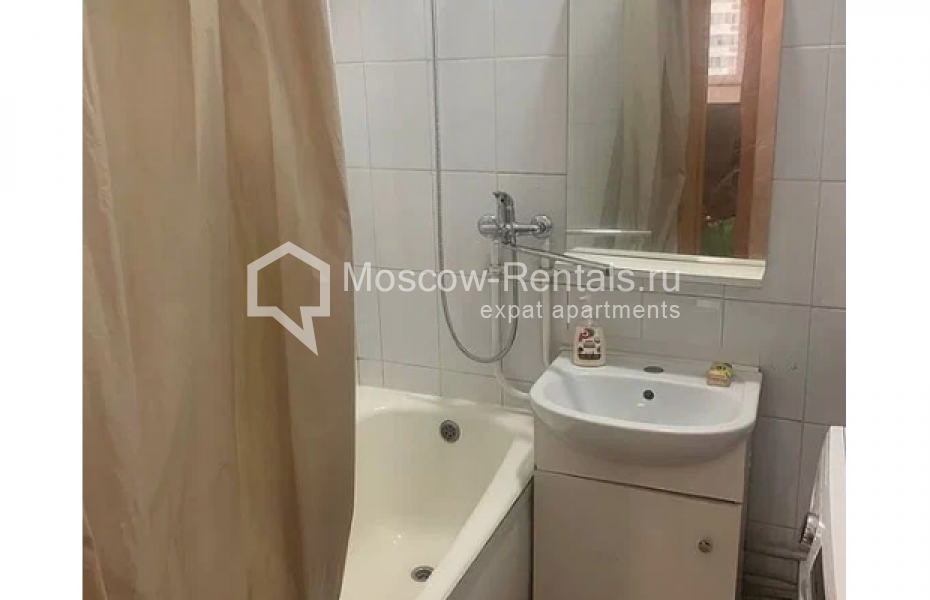 Photo #13 2-room (1 BR) apartment for <a href="http://moscow-rentals.ru/en/articles/long-term-rent" target="_blank">a long-term</a> rent
 in Russia, Moscow, Yartsevskaya str, 16