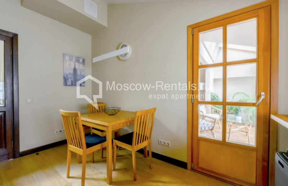 Photo #8 3-room (2 BR) apartment for <a href="http://moscow-rentals.ru/en/articles/long-term-rent" target="_blank">a long-term</a> rent
 in Russia, Moscow, Brusov lane, 2/14С1