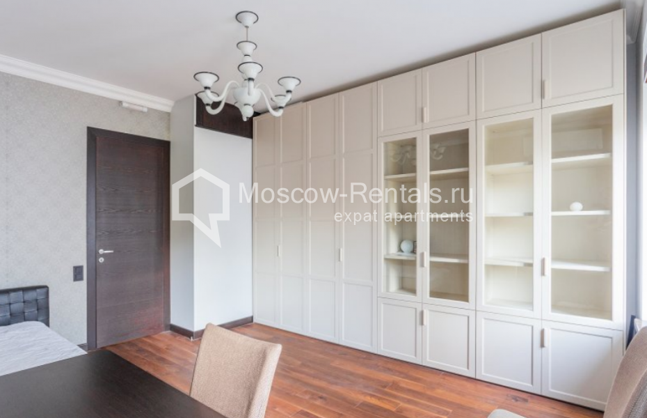Photo #8 4-room (3 BR) apartment for <a href="http://moscow-rentals.ru/en/articles/long-term-rent" target="_blank">a long-term</a> rent
 in Russia, Moscow, M. Bronnaya str, 10С1