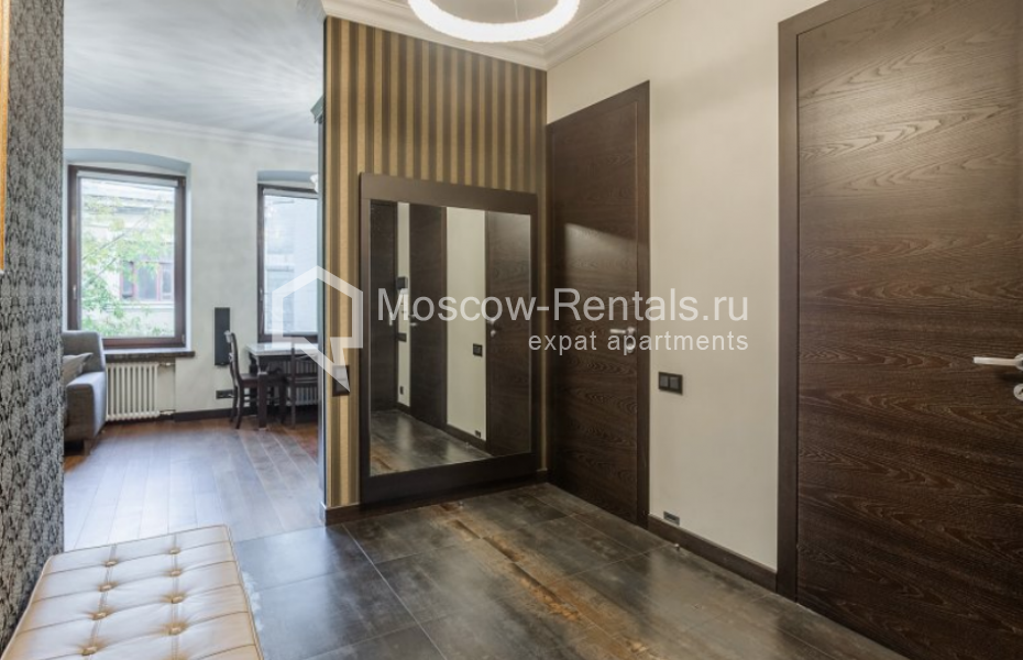 Photo #12 4-room (3 BR) apartment for <a href="http://moscow-rentals.ru/en/articles/long-term-rent" target="_blank">a long-term</a> rent
 in Russia, Moscow, M. Bronnaya str, 10С1