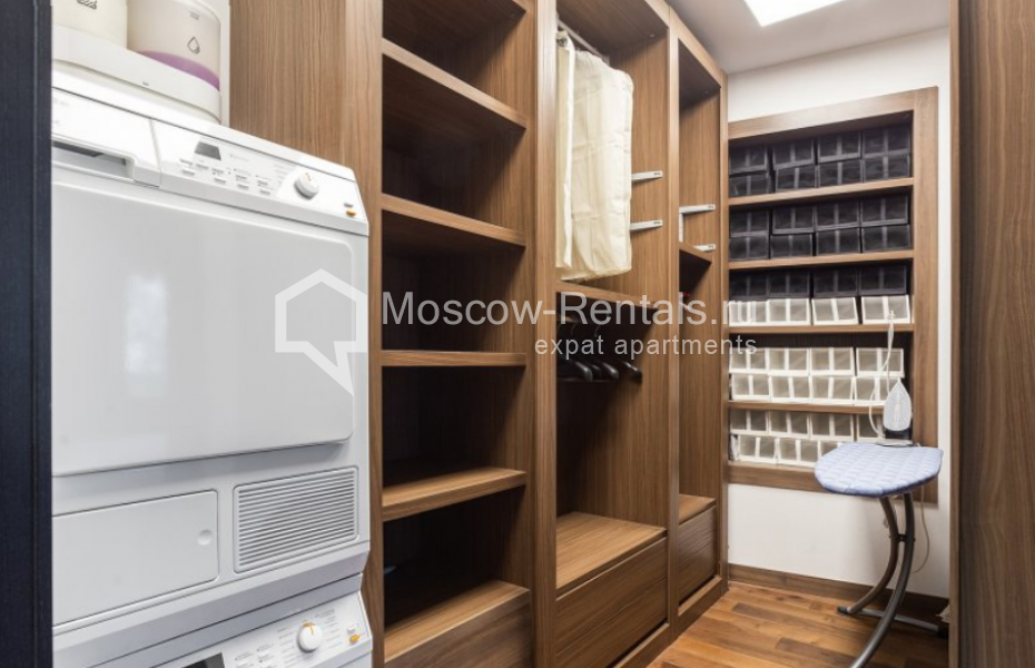 Photo #14 4-room (3 BR) apartment for <a href="http://moscow-rentals.ru/en/articles/long-term-rent" target="_blank">a long-term</a> rent
 in Russia, Moscow, M. Bronnaya str, 10С1