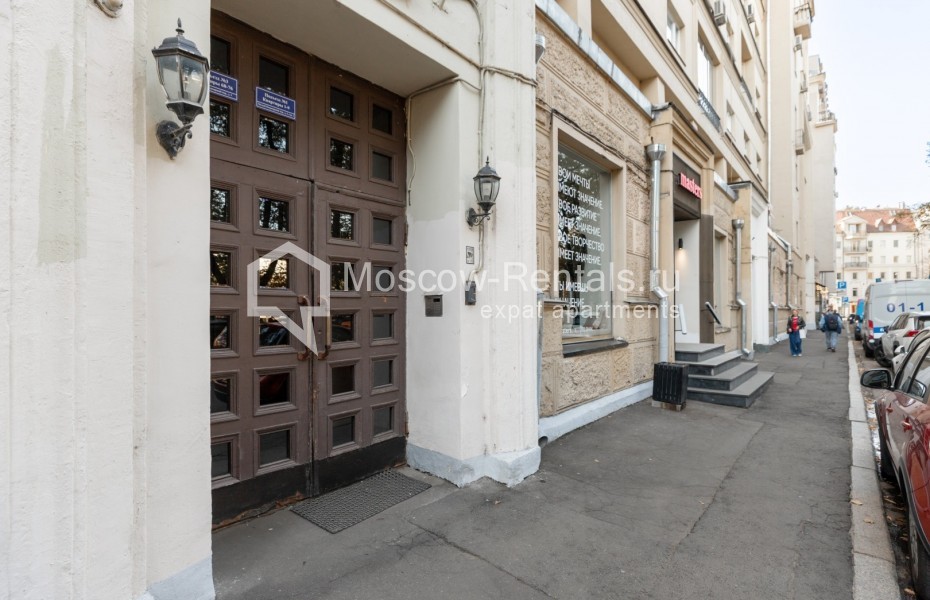 Photo #10 2-room (1 BR) apartment for <a href="http://moscow-rentals.ru/en/articles/long-term-rent" target="_blank">a long-term</a> rent
 in Russia, Moscow, M. Patriarshyi lane, 5С1
