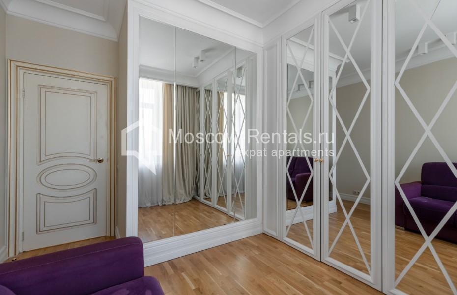 Photo #12 3-room (2 BR) apartment for <a href="http://moscow-rentals.ru/en/articles/long-term-rent" target="_blank">a long-term</a> rent
 in Russia, Moscow, Sadovaya-Kudrinskaya str, 7