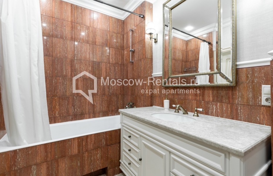 Photo #14 3-room (2 BR) apartment for <a href="http://moscow-rentals.ru/en/articles/long-term-rent" target="_blank">a long-term</a> rent
 in Russia, Moscow, Sadovaya-Kudrinskaya str, 7