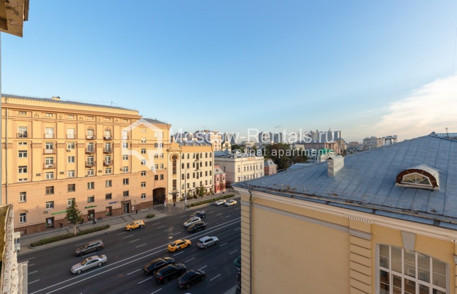 Photo #20 3-room (2 BR) apartment for <a href="http://moscow-rentals.ru/en/articles/long-term-rent" target="_blank">a long-term</a> rent
 in Russia, Moscow, Sadovaya-Kudrinskaya str, 7