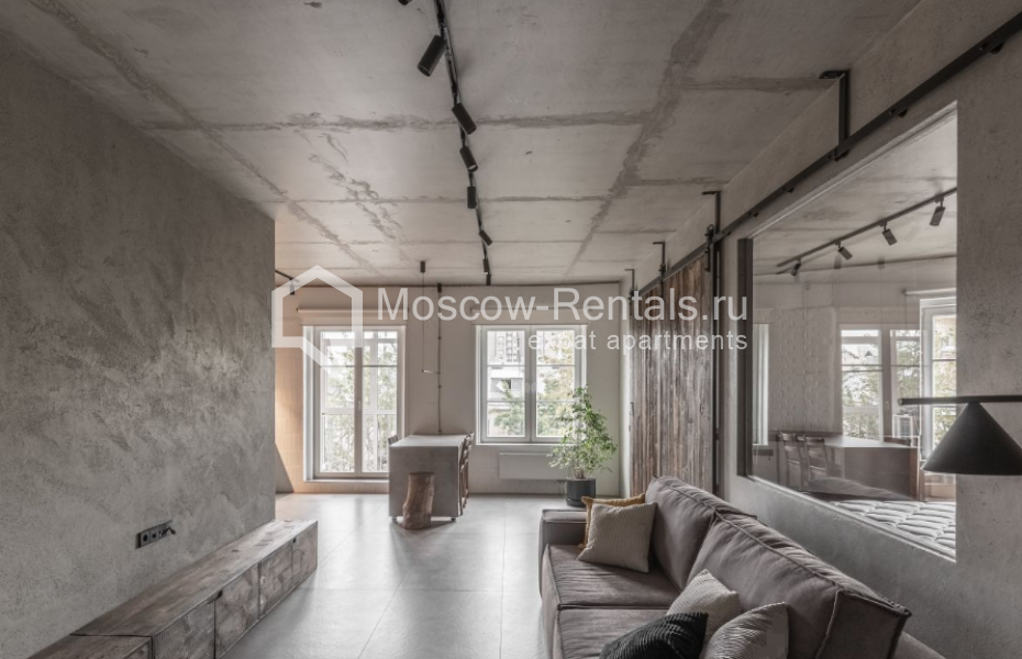 Photo #5 3-room (2 BR) apartment for <a href="http://moscow-rentals.ru/en/articles/long-term-rent" target="_blank">a long-term</a> rent
 in Russia, Moscow, Myatnaya str, 7с1