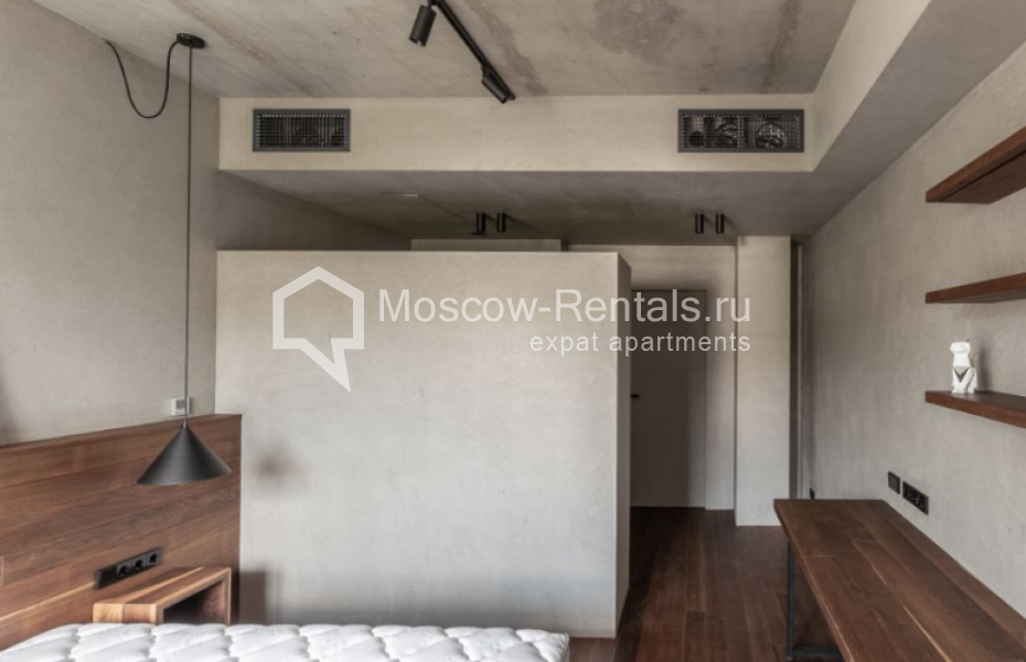 Photo #13 3-room (2 BR) apartment for <a href="http://moscow-rentals.ru/en/articles/long-term-rent" target="_blank">a long-term</a> rent
 in Russia, Moscow, Myatnaya str, 7с1