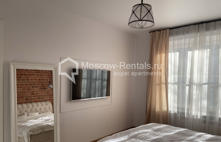 Photo #9 3-room (2 BR) apartment for <a href="http://moscow-rentals.ru/en/articles/long-term-rent" target="_blank">a long-term</a> rent
 in Russia, Moscow, B. Patriarshi lane, 8С1