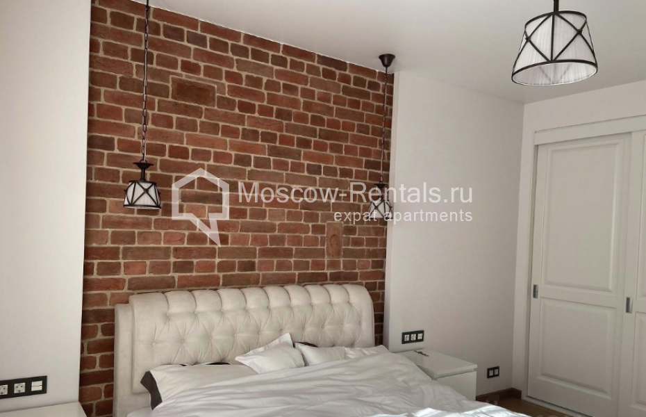 Photo #10 3-room (2 BR) apartment for <a href="http://moscow-rentals.ru/en/articles/long-term-rent" target="_blank">a long-term</a> rent
 in Russia, Moscow, B. Patriarshi lane, 8С1