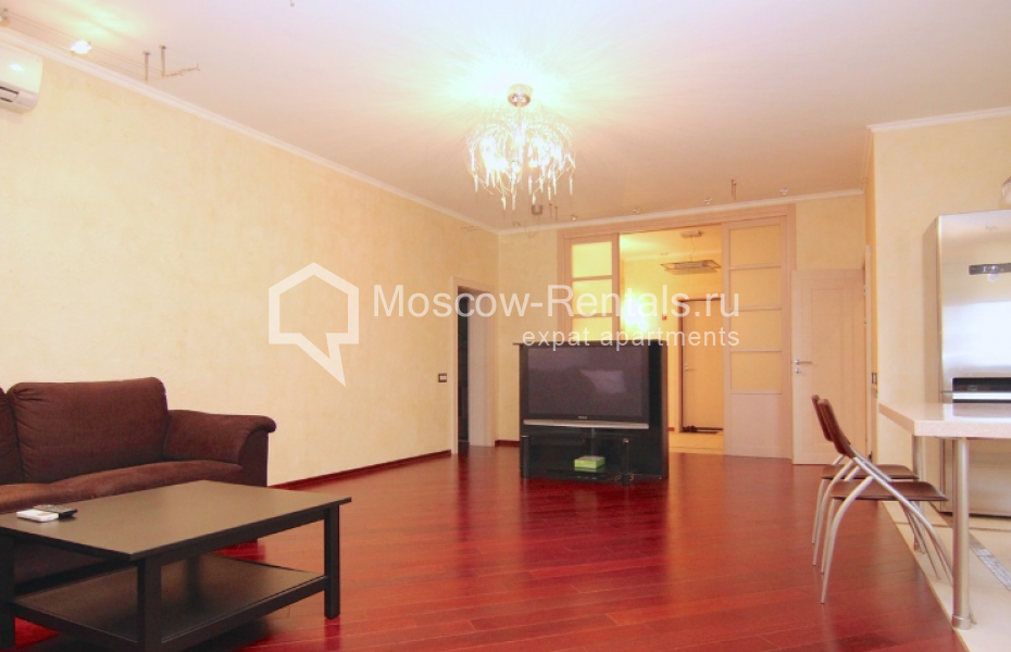 Photo #5 2-room (1 BR) apartment for <a href="http://moscow-rentals.ru/en/articles/long-term-rent" target="_blank">a long-term</a> rent
 in Russia, Moscow, Profsoyuznaya str, 91