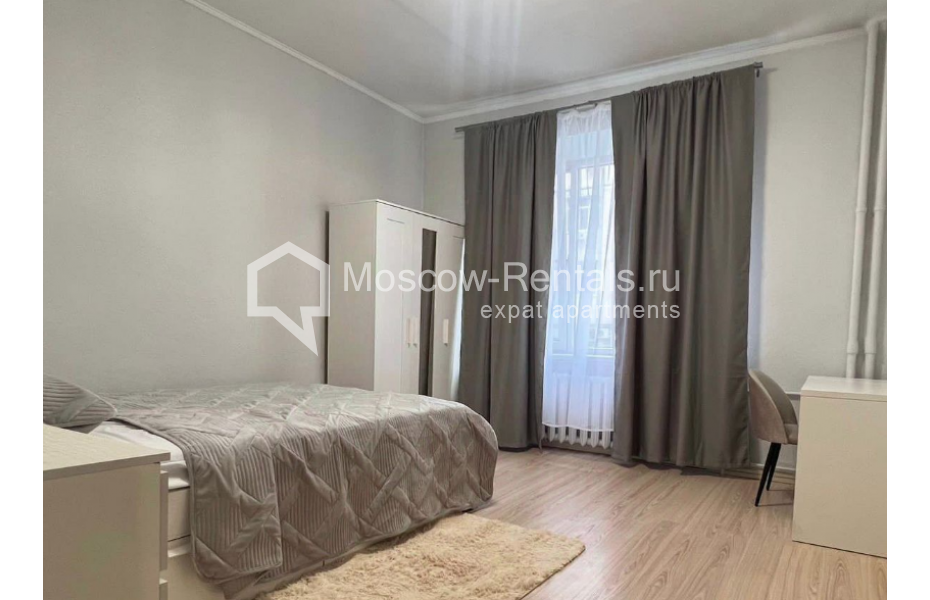 Photo #7 3-room (2 BR) apartment for <a href="http://moscow-rentals.ru/en/articles/long-term-rent" target="_blank">a long-term</a> rent
 in Russia, Moscow, Obolenskyi lane, 7