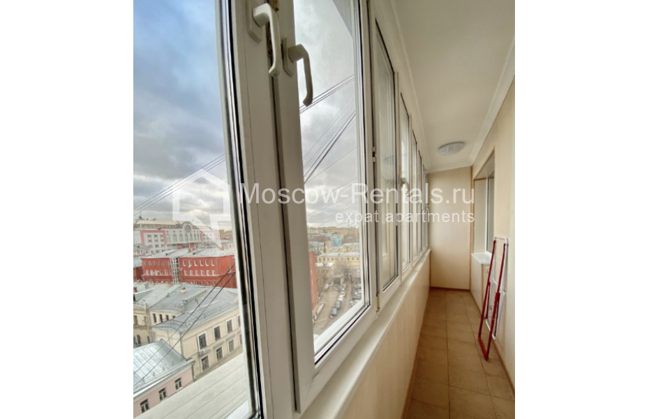 Photo #13 2-room (1 BR) apartment for <a href="http://moscow-rentals.ru/en/articles/long-term-rent" target="_blank">a long-term</a> rent
 in Russia, Moscow, 1st Kolobovskyi lane, 15/6