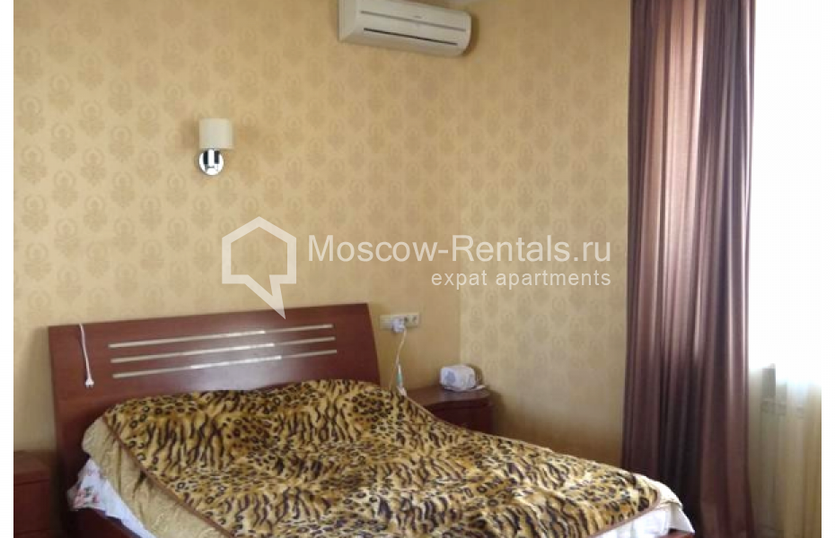 Photo #5 2-room (1 BR) apartment for <a href="http://moscow-rentals.ru/en/articles/long-term-rent" target="_blank">a long-term</a> rent
 in Russia, Moscow, Profsoyuznaya str, 104