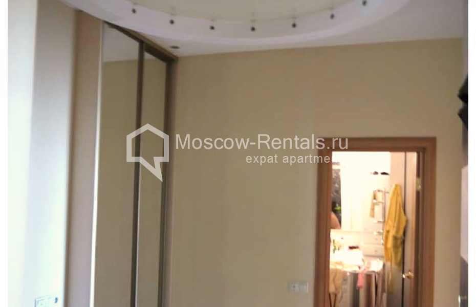 Photo #7 2-room (1 BR) apartment for <a href="http://moscow-rentals.ru/en/articles/long-term-rent" target="_blank">a long-term</a> rent
 in Russia, Moscow, Profsoyuznaya str, 104