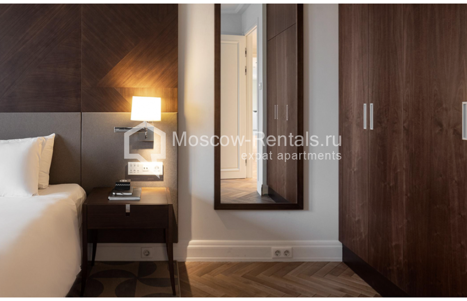 Photo #8 3-room (2 BR) apartment for <a href="http://moscow-rentals.ru/en/articles/long-term-rent" target="_blank">a long-term</a> rent
 in Russia, Moscow, Okhotnyi Ryad, 2