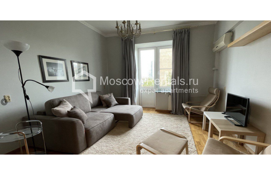 Photo #1 3-room (2 BR) apartment for <a href="http://moscow-rentals.ru/en/articles/long-term-rent" target="_blank">a long-term</a> rent
 in Russia, Moscow, Kutuzovskyi prosp, 5/3