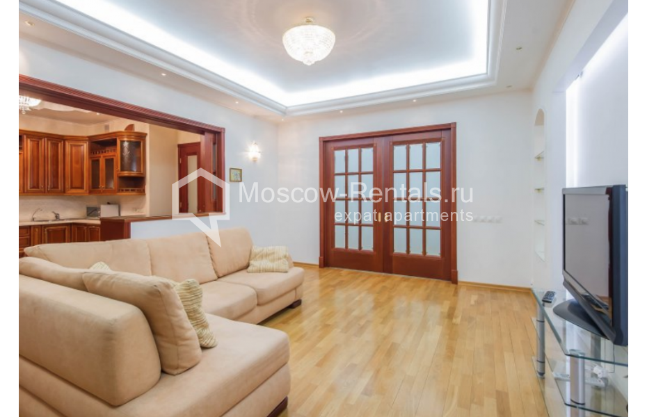 Photo #3 3-room (2 BR) apartment for <a href="http://moscow-rentals.ru/en/articles/long-term-rent" target="_blank">a long-term</a> rent
 in Russia, Moscow, Marshala Timoshenko str, 17К2
