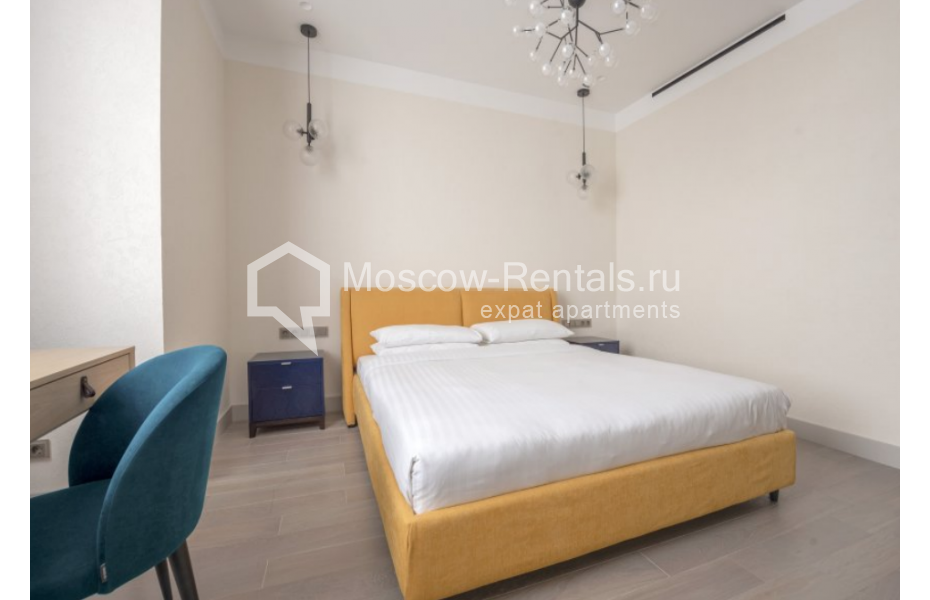 Photo #8 3-room (2 BR) apartment for <a href="http://moscow-rentals.ru/en/articles/long-term-rent" target="_blank">a long-term</a> rent
 in Russia, Moscow, New Arbat str, 32