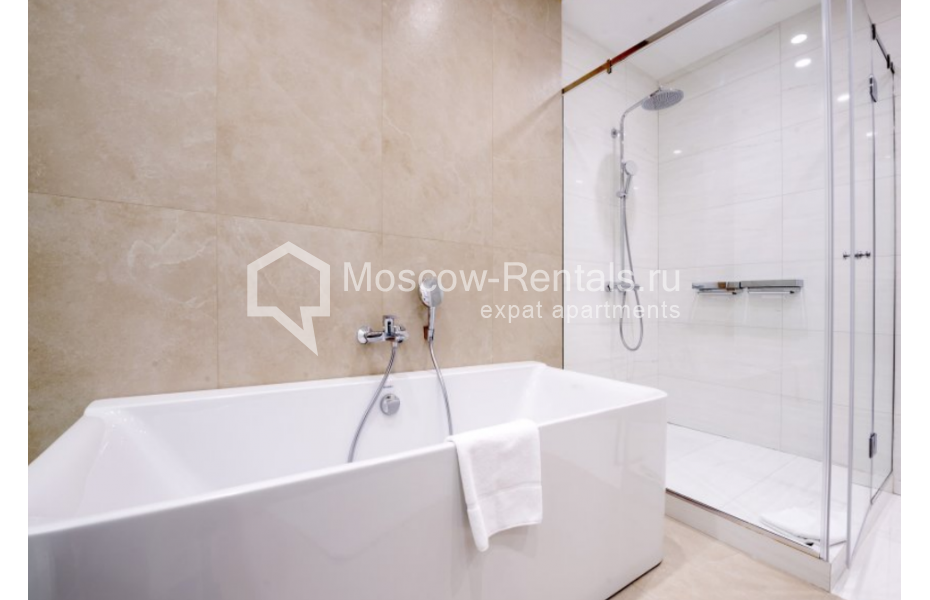 Photo #15 3-room (2 BR) apartment for <a href="http://moscow-rentals.ru/en/articles/long-term-rent" target="_blank">a long-term</a> rent
 in Russia, Moscow, New Arbat str, 32