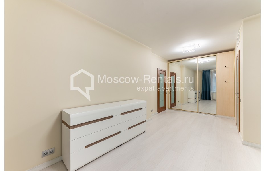 Photo #10 4-room (3 BR) apartment for <a href="http://moscow-rentals.ru/en/articles/long-term-rent" target="_blank">a long-term</a> rent
 in Russia, Moscow, 4th Tverskaya-Yamskaya str, 22