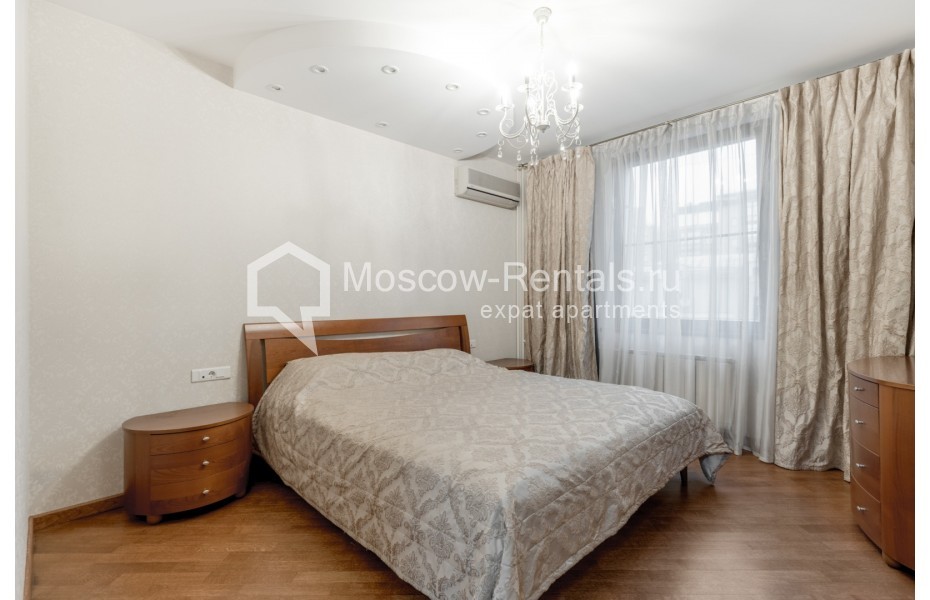 Photo #7 3-room (2 BR) apartment for <a href="http://moscow-rentals.ru/en/articles/long-term-rent" target="_blank">a long-term</a> rent
 in Russia, Moscow, Kursovoi lane, 8/2