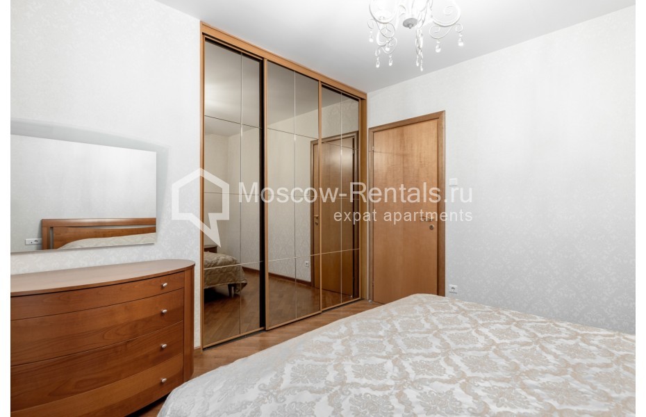 Photo #8 3-room (2 BR) apartment for <a href="http://moscow-rentals.ru/en/articles/long-term-rent" target="_blank">a long-term</a> rent
 in Russia, Moscow, Kursovoi lane, 8/2