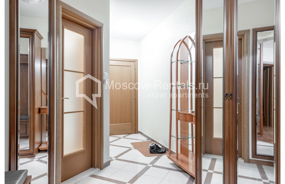Photo #17 3-room (2 BR) apartment for <a href="http://moscow-rentals.ru/en/articles/long-term-rent" target="_blank">a long-term</a> rent
 in Russia, Moscow, Kursovoi lane, 8/2