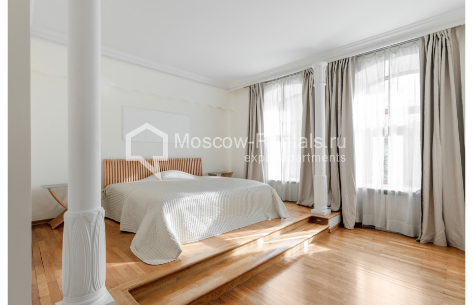 Photo #6 3-room (2 BR) apartment for <a href="http://moscow-rentals.ru/en/articles/long-term-rent" target="_blank">a long-term</a> rent
 in Russia, Moscow, Sechenovskyi lane, 5
