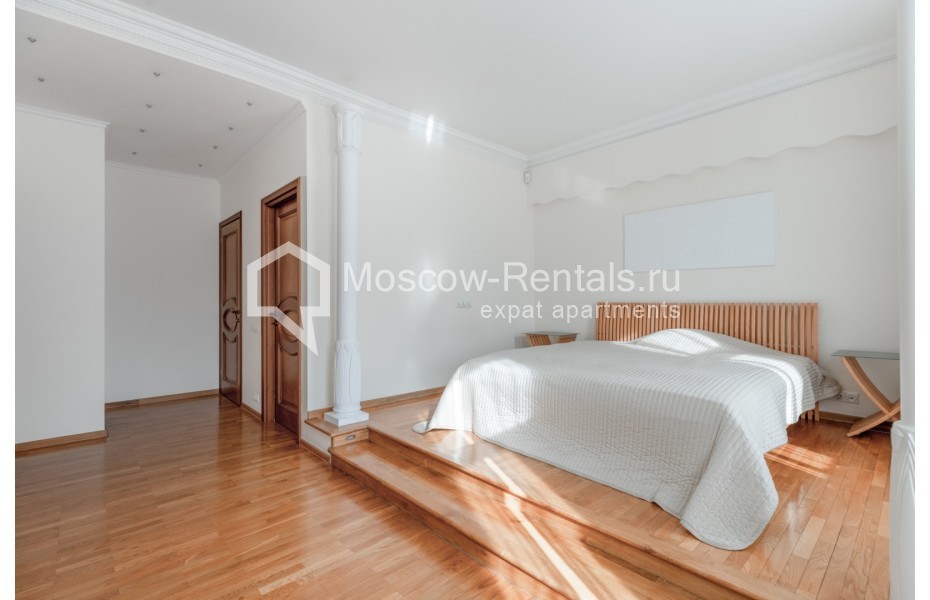 Photo #7 3-room (2 BR) apartment for <a href="http://moscow-rentals.ru/en/articles/long-term-rent" target="_blank">a long-term</a> rent
 in Russia, Moscow, Sechenovskyi lane, 5
