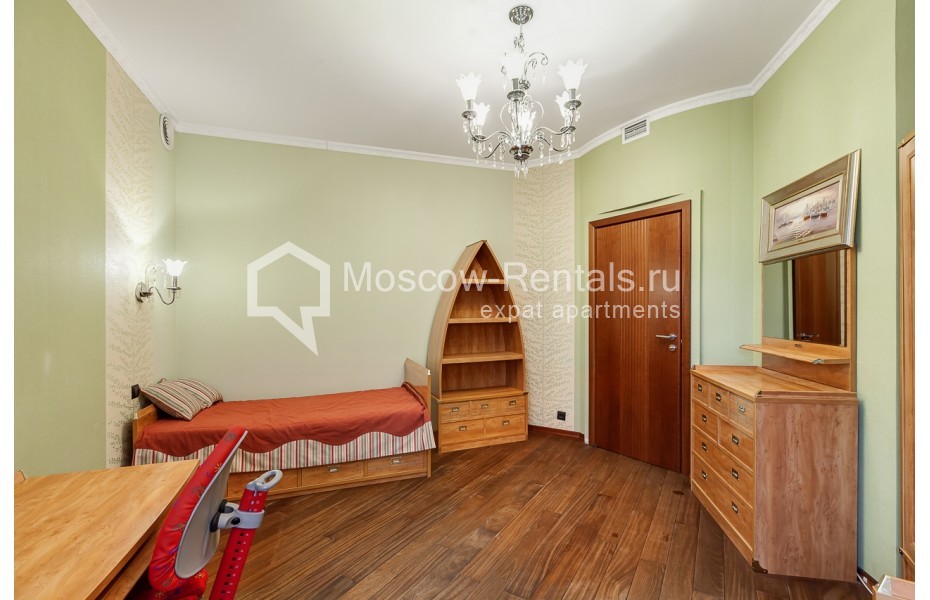 Photo #17 4-room (3 BR) apartment for <a href="http://moscow-rentals.ru/en/articles/long-term-rent" target="_blank">a long-term</a> rent
 in Russia, Moscow, 1st Neapolimovskyi lane, 8